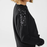 Q2 Black long sleeves sweater with sequins on the shoulders