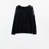 Q2 Black long sleeves sweater with sequins on the shoulders