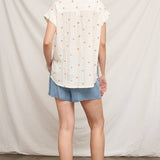 En Crème - Floral Embroidery Button Down Shirt
