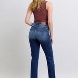 0e766c7f-247d-45eb-a343-ad66cf0a8792-Max