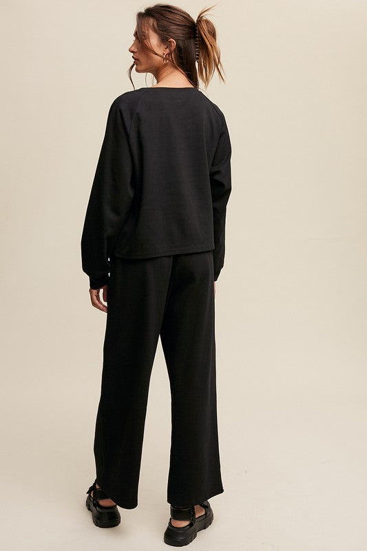 V-neck Sweatshirt and Pants Set, Listicle