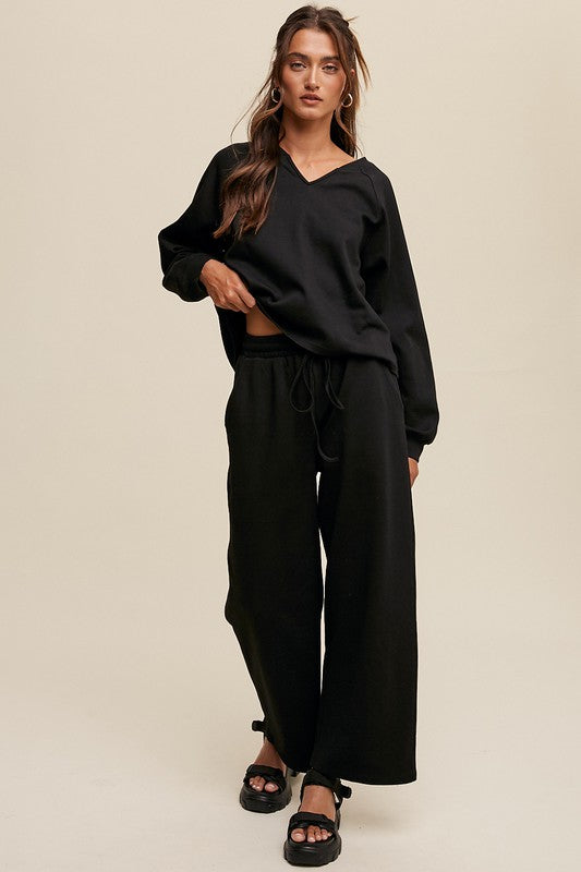 V-neck Sweatshirt and Pants Set, Listicle