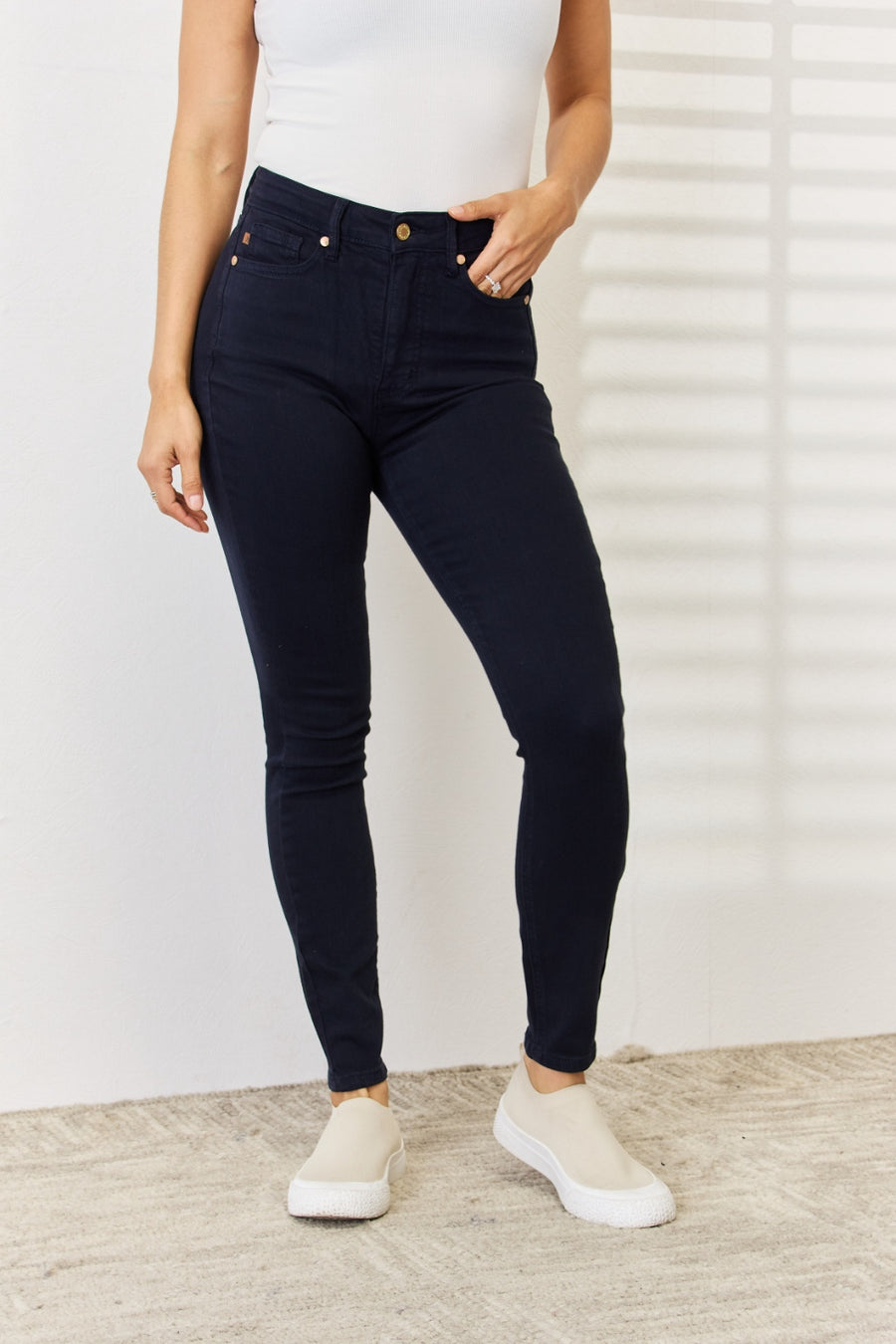 Judy Blue Garment Dyed Tummy Control Skinny Jeans (Plus size only)