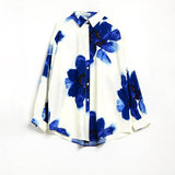 Q2 - Relaxed Shirt in white With Blue Tropical Flower Print