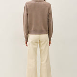 Be Cool - V-NOTCH STITCH CREW NECK SWEATER
