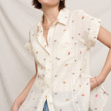 En Crème - Floral Embroidery Button Down Shirt