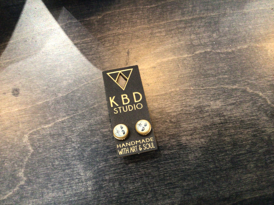 KBD Studio stud moon earrings