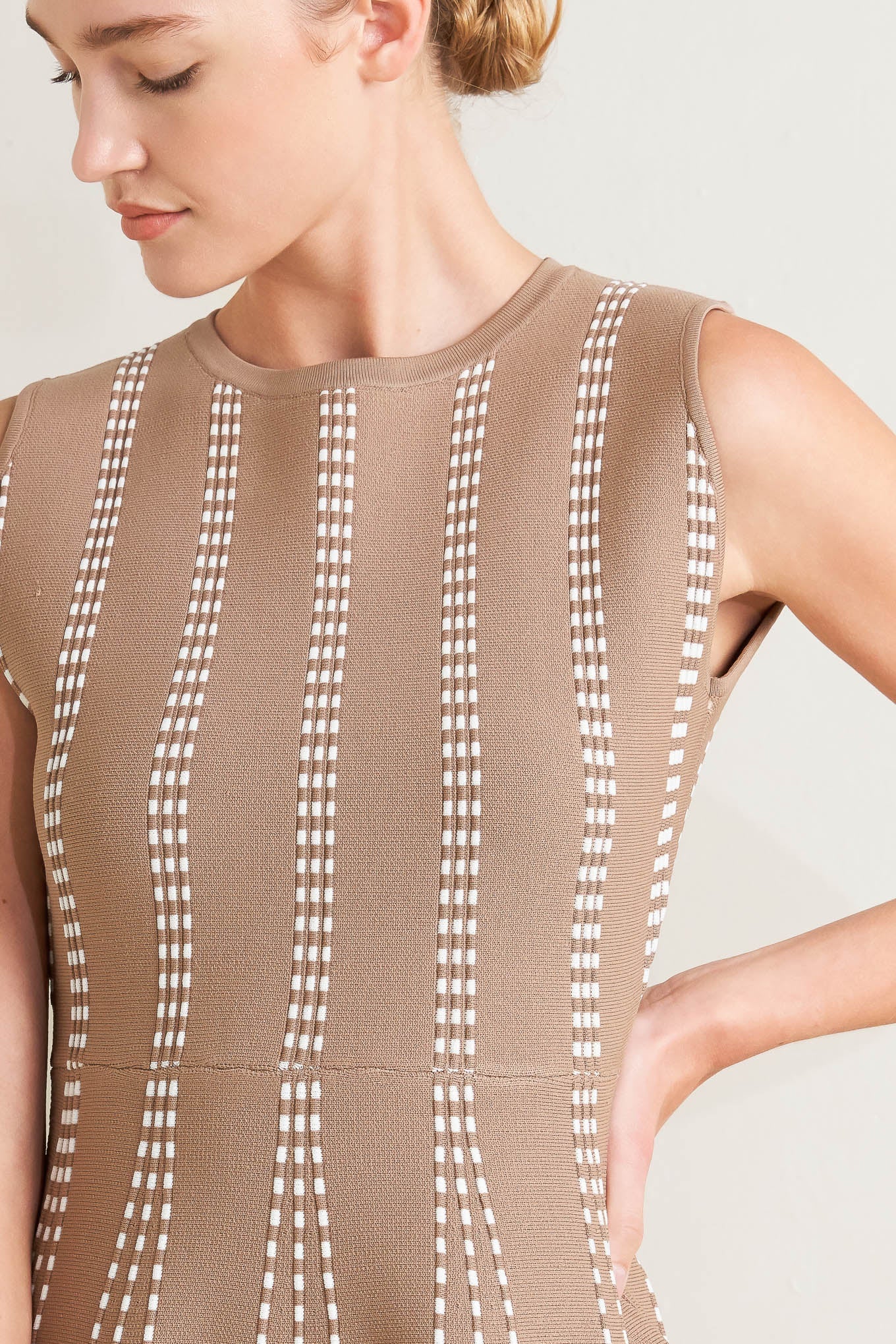 PERFECTLY POISED JACQUARD SWEATER MIDI DRESS, Flying Tomato MOCHA/WHITE / L PERFECTLY POISED JACQUARD SWEATER MIDI DRESS, Flying Tomato MOCHA/WHITE / L