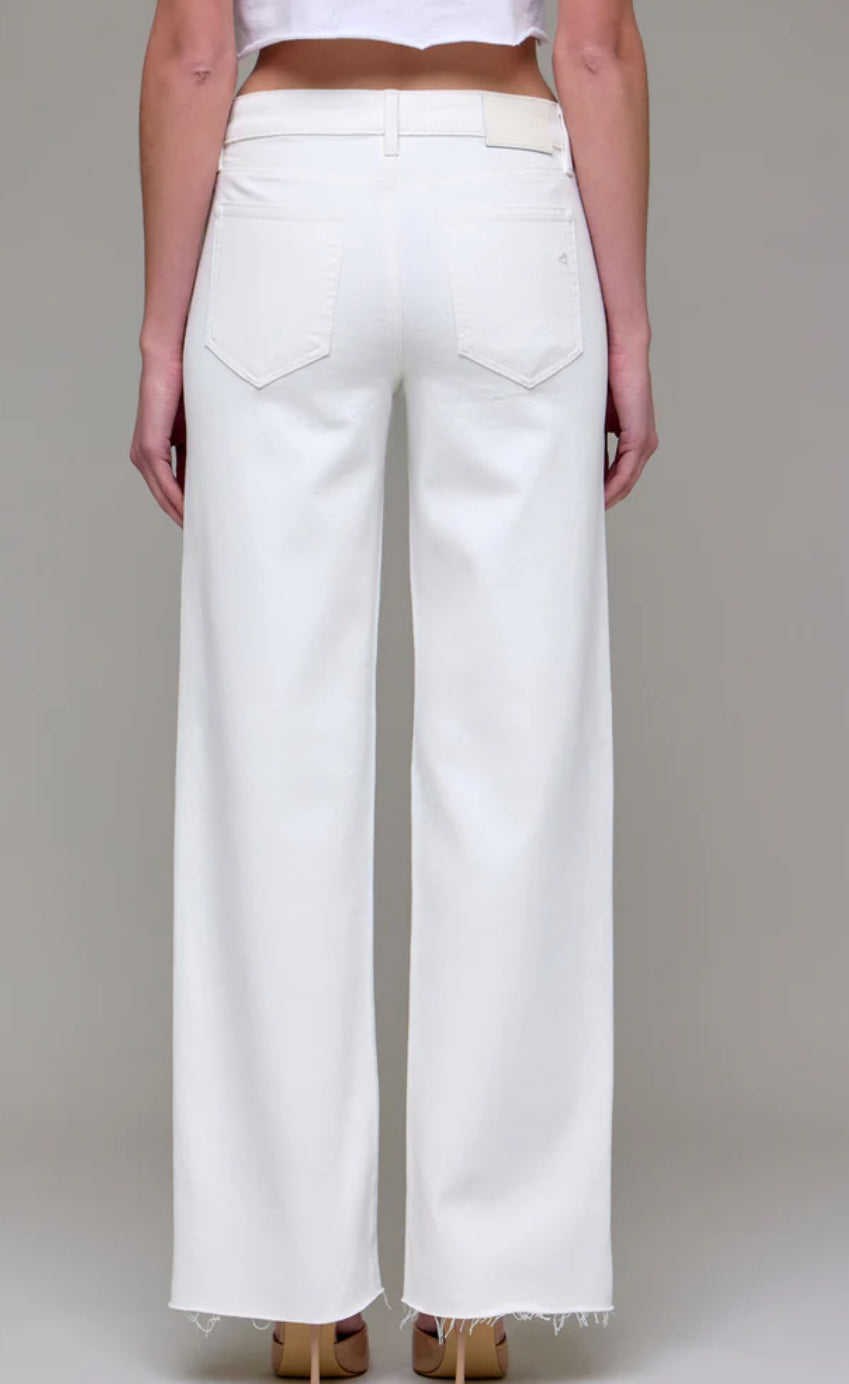 Hidden Jeans - White Stretch 32" Inseam Dad Jean [LOGAN]