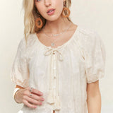 ADORA LA - SHORT SLEEVE TOP WITH SCALLOPED TRIM